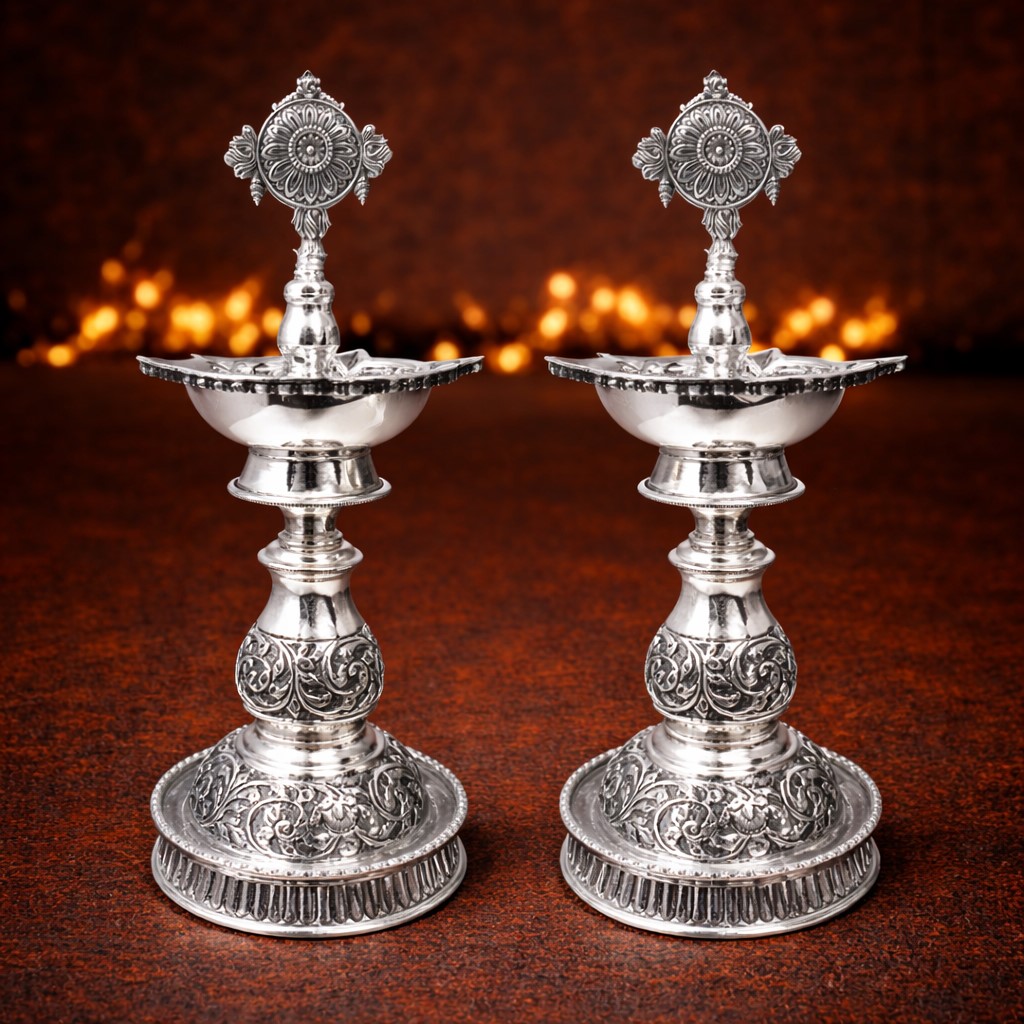 Shanku Chakra with Floral Style Deepa Lamps