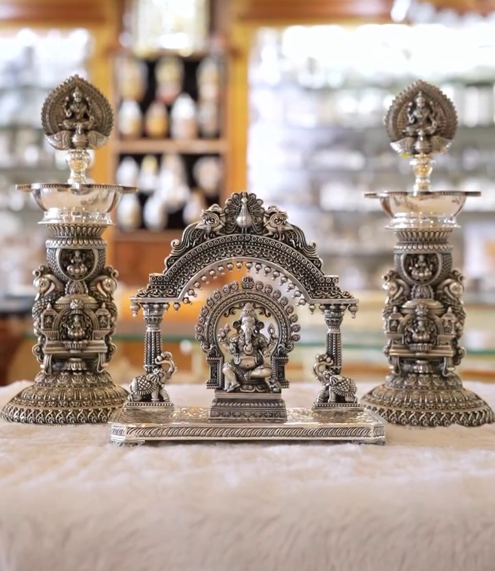 Premium German Silver Ganesha Mandap Set with Pair Deepams