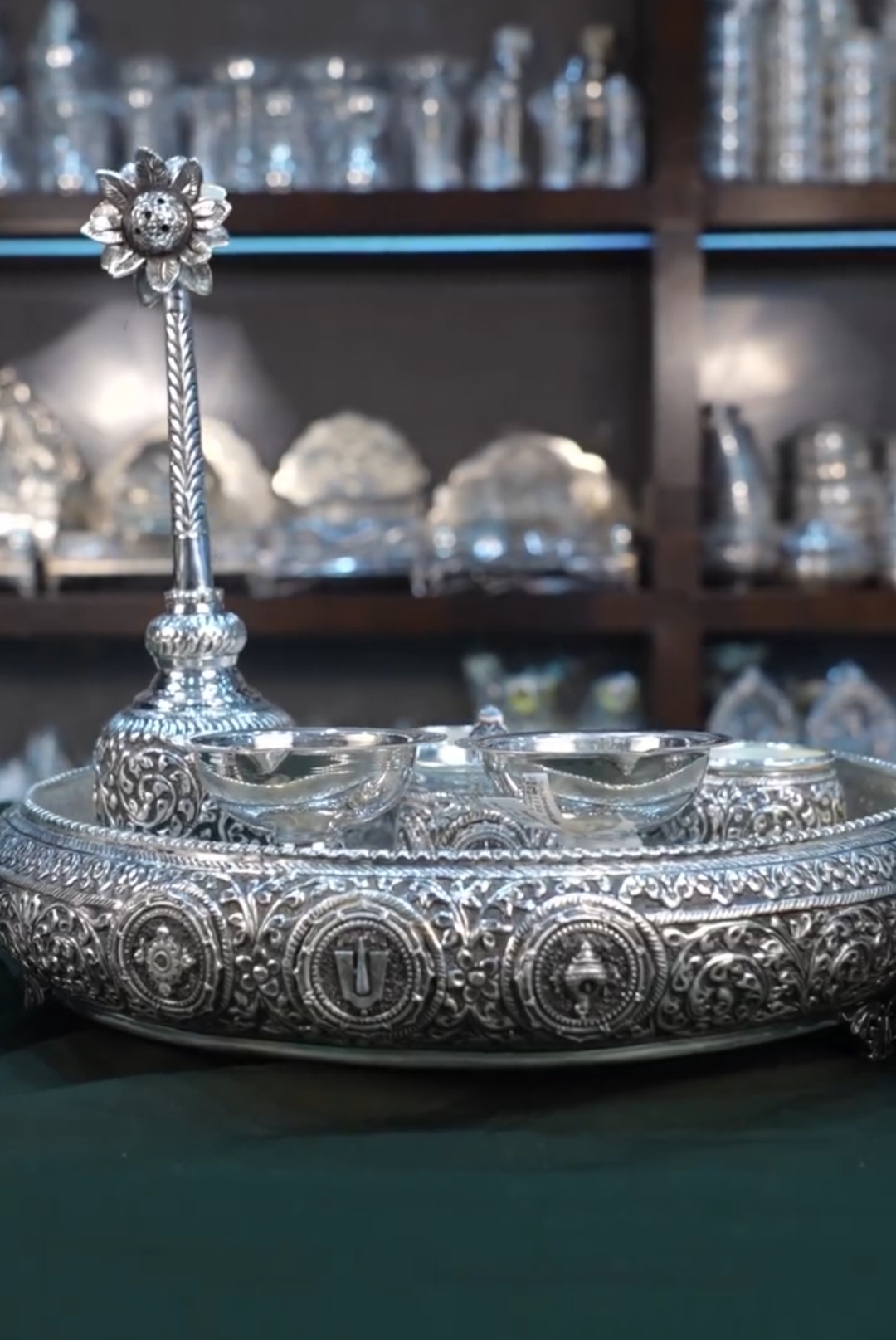 Premium Shanku Chakra Pooja Thali Set — view 3